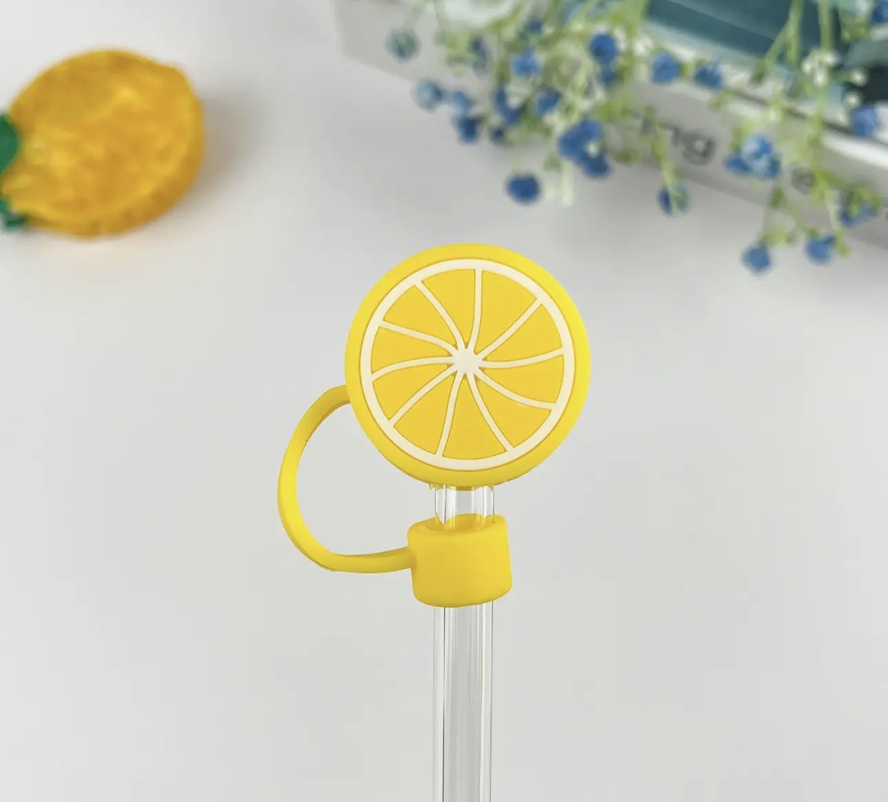 Straw toppers