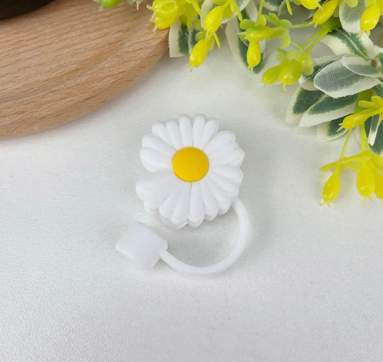 Straw toppers